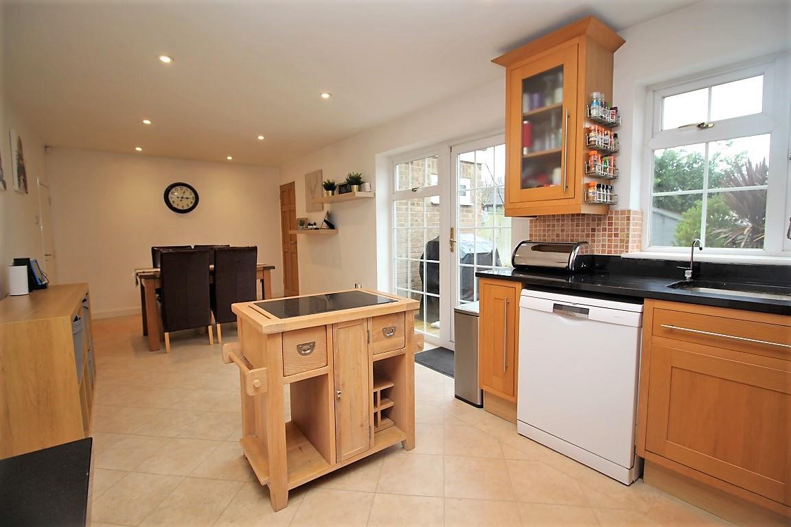 3 bed property in Church Mews, Reading